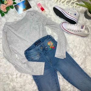 Women’s Small Grey Long-Sleeved Crop Top